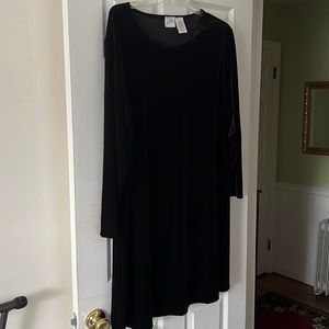 Black Velvet Long Sleeve Dress